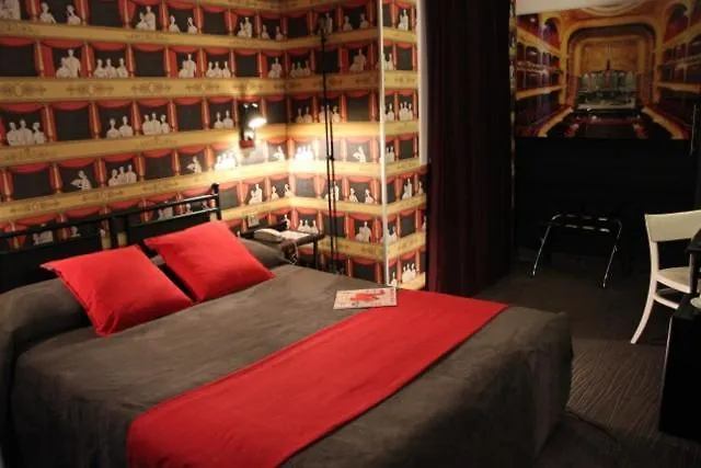 ***  Hotel Victoria Chatelet Paris France