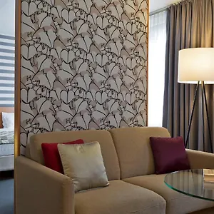By Ihg Szálloda